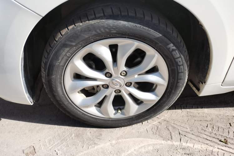 Used GAC Trumpchi GA4 2018 200T Automatic Luxury Edition Left Front Wheel Hub