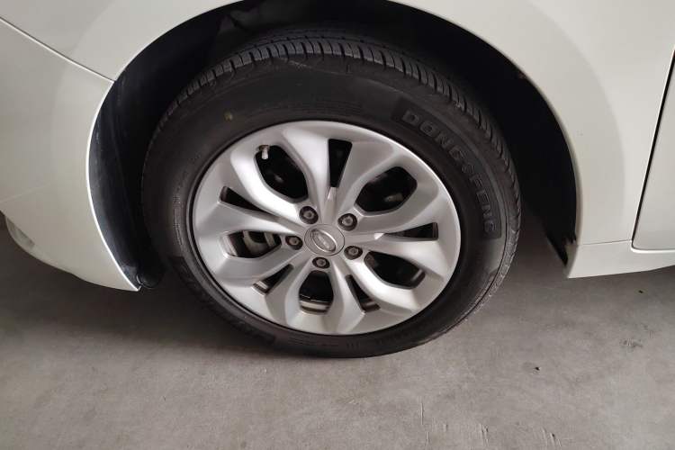 Used GAC Trumpchi GA4 2018 200T Automatic Luxury Edition Left Front Wheel Hub