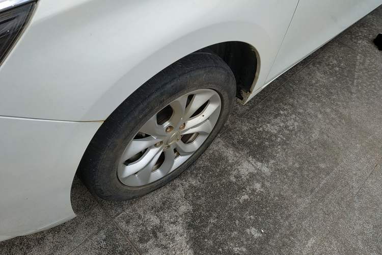 Used GAC Trumpchi GA4 2018 200T Manual Luxury Edition Left Front Wheel Hub