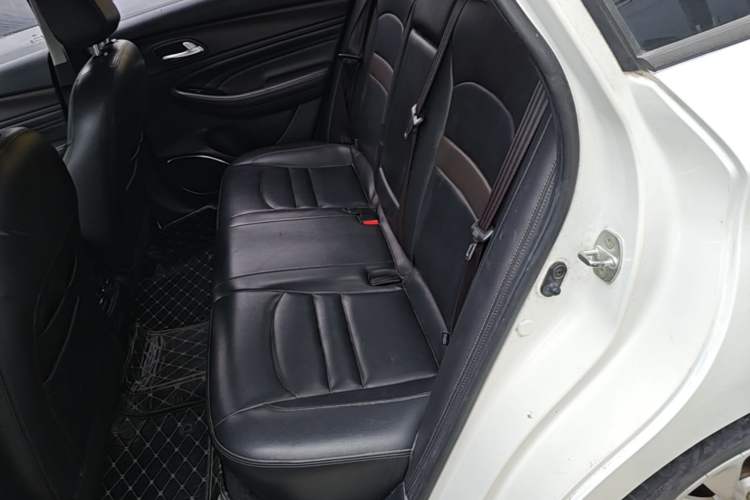 Used GAC Trumpchi GA4 2018 150N Automatic Luxury Edition Left Rear Seat