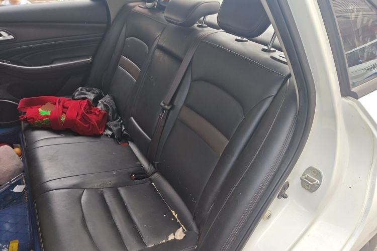 Used GAC Trumpchi GA4 2018 200T Automatic Luxury Edition Left Rear Seat