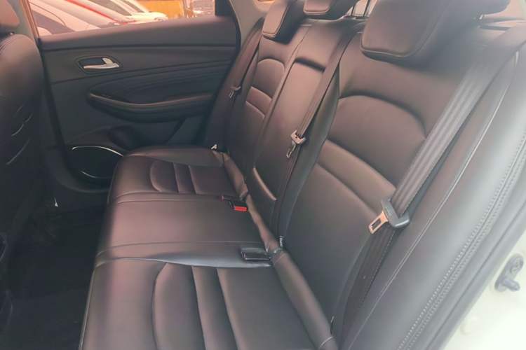 Used GAC Trumpchi GA4 2018 150N Automatic Luxury Edition Left Rear Seat