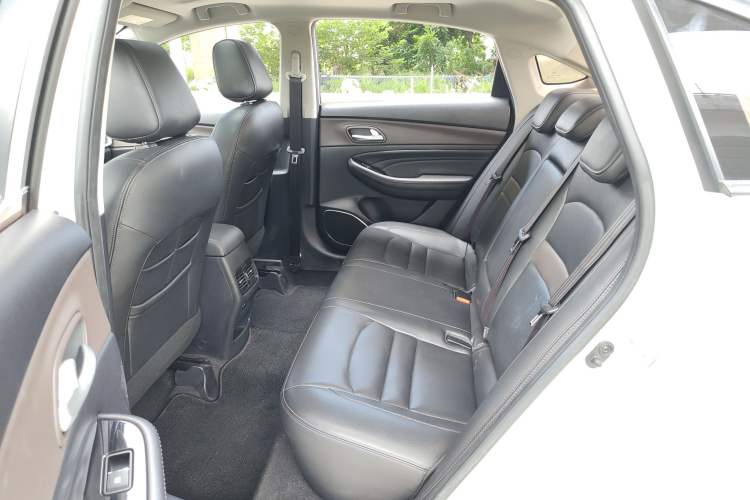 Used GAC Trumpchi GA4 2018 200T Automatic Luxury Edition Left Rear Seat