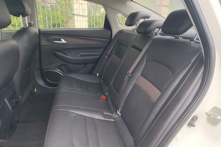 Used GAC Trumpchi GA4 2018 150N Automatic Luxury Edition Left Rear Seat