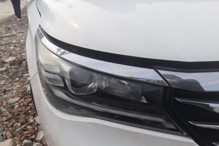Used GAC Trumpchi GA4 2018 200T Automatic Luxury Edition Right Front Headlight