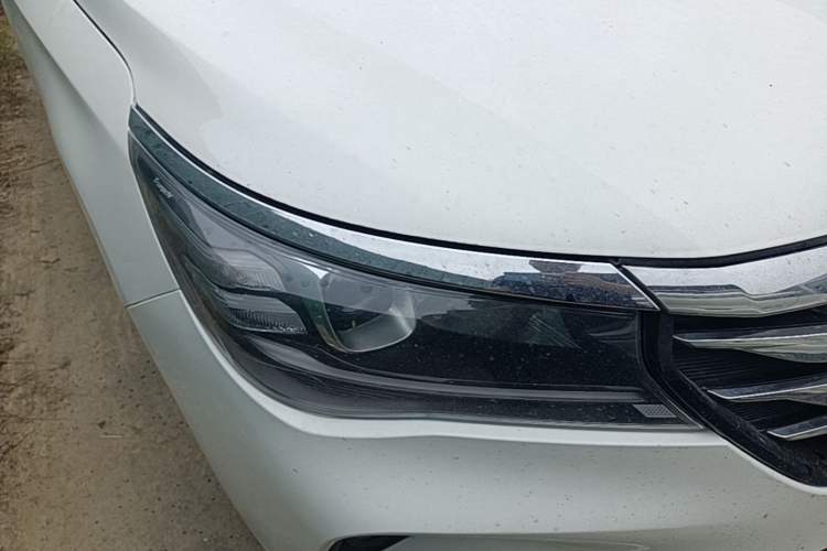 Used GAC Trumpchi GA4 2018 200T Automatic Luxury Edition Right Front Headlight