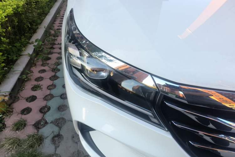 Used GAC Trumpchi GA4 2018 200T Automatic Luxury Edition Right Front Headlight