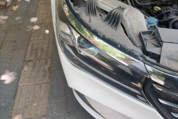Used GAC Trumpchi GA4 2018 150N Manual Luxury Edition Right Front Headlight