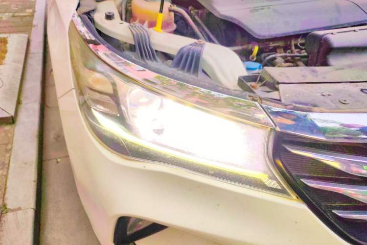 Used GAC Trumpchi GA4 2018 150N Manual Deluxe Edition Right Front Headlight
