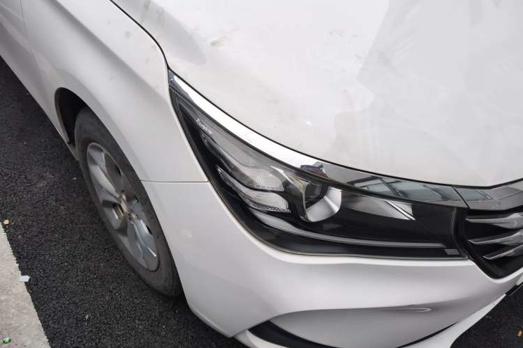 Used GAC Trumpchi GA4 2018 200T Automatic Luxury Edition Right Front Headlight