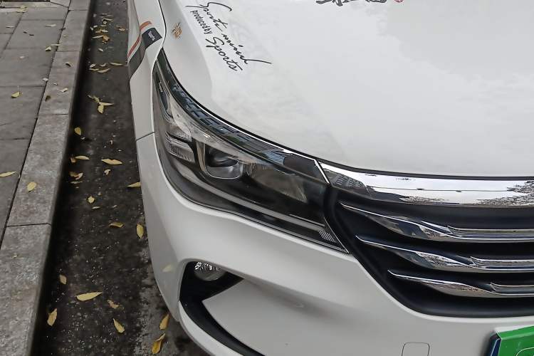 Used GAC Trumpchi GA4 2018 200T Automatic Luxury Edition Right Front Headlight