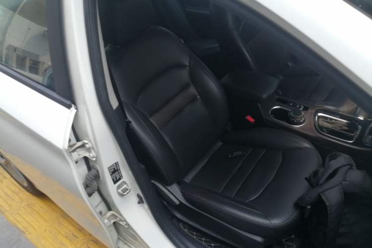 Used GAC Trumpchi GA4 2018 200T Automatic Luxury Edition Right Front Seat