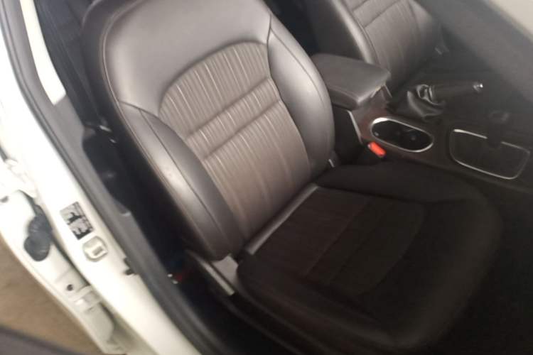 Used GAC Trumpchi GA4 2018 150N Manual Elite Edition Right Front Seat