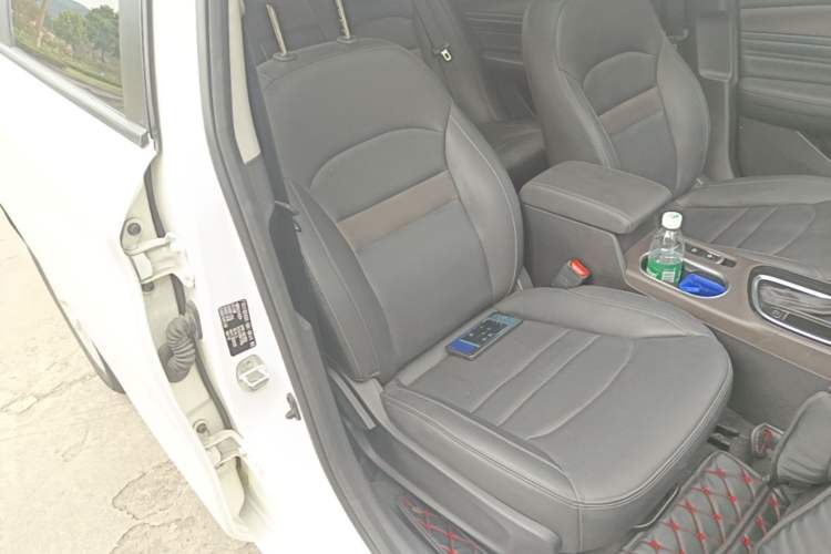 Used GAC Trumpchi GA4 2018 200T Automatic Luxury Edition Right Front Seat