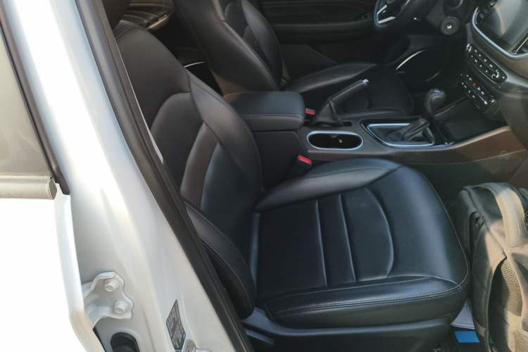 Used GAC Trumpchi GA4 2018 200T Manual Luxury Edition Right Front Seat