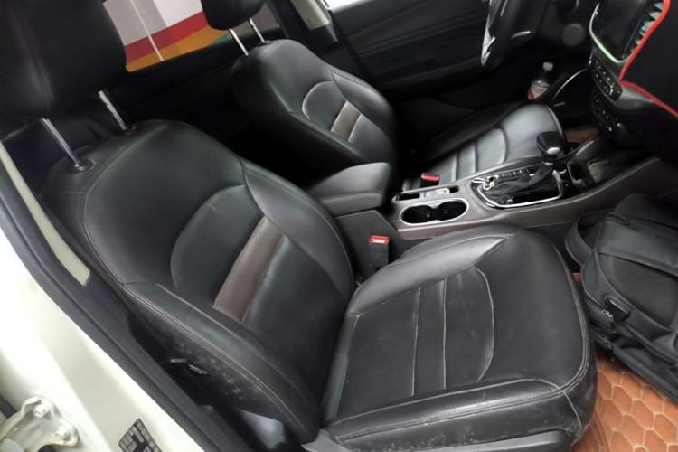 Used GAC Trumpchi GA4 2018 200T Automatic Luxury Edition Right Front Seat