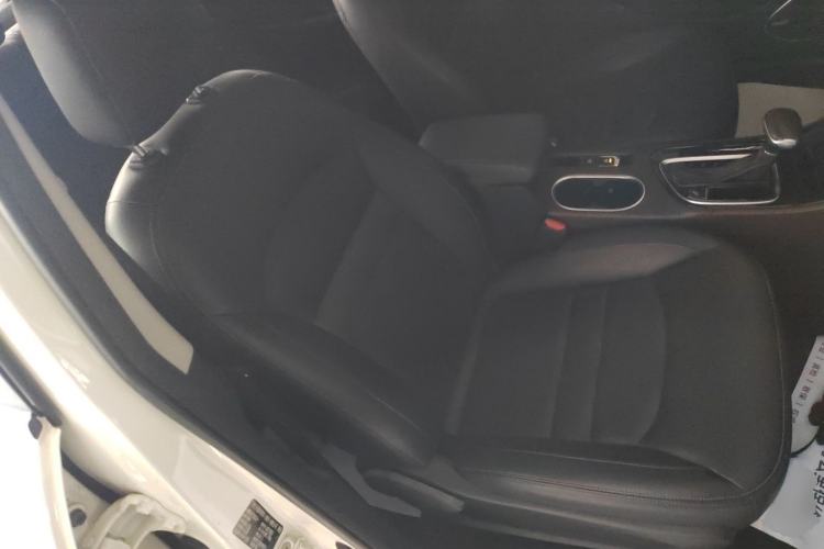 Used GAC Trumpchi GA4 2018 200T Automatic Luxury Edition Right Front Seat