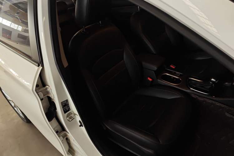Used GAC Trumpchi GA4 2018 200T Automatic Luxury Edition Right Front Seat