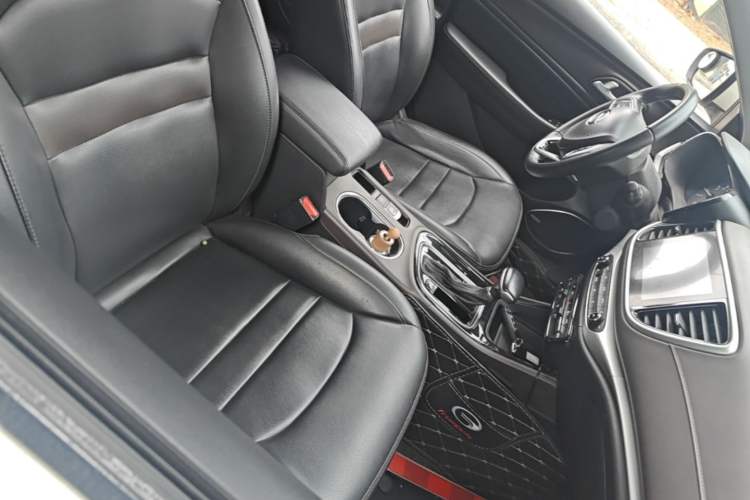 Used GAC Trumpchi GA4 2018 200T Automatic Luxury Edition Right Front Seat