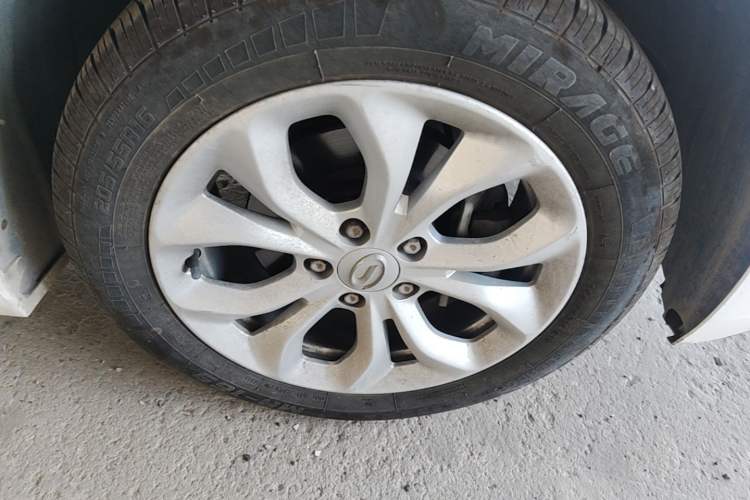 Used GAC Trumpchi GA4 2018 150N Manual Luxury Edition Right Front Wheel Hub