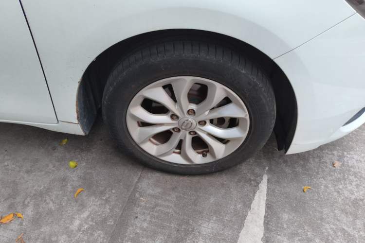 Used GAC Trumpchi GA4 2018 200T Automatic Luxury Edition Right Front Wheel Hub