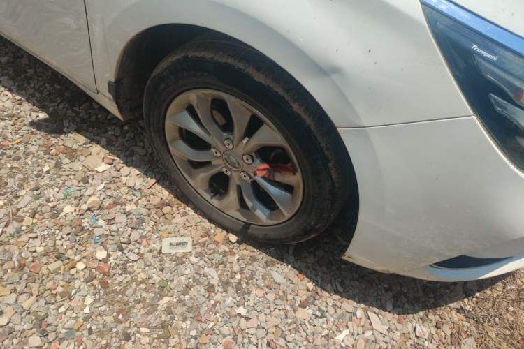 Used GAC Trumpchi GA4 2018 150N Automatic Luxury Edition Right Front Wheel Hub