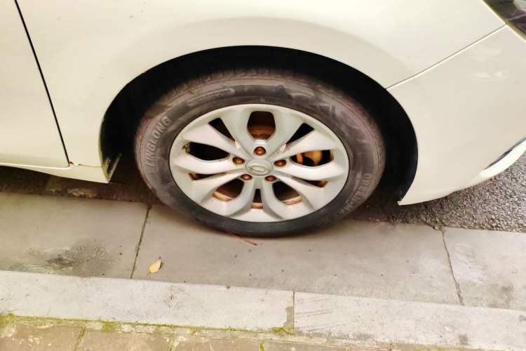 Used GAC Trumpchi GA4 2018 150N Manual Deluxe Edition Right Front Wheel Hub