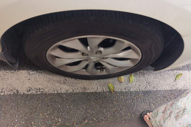 Used GAC Trumpchi GA4 2018 200T Automatic Luxury Edition Right Front Wheel Hub