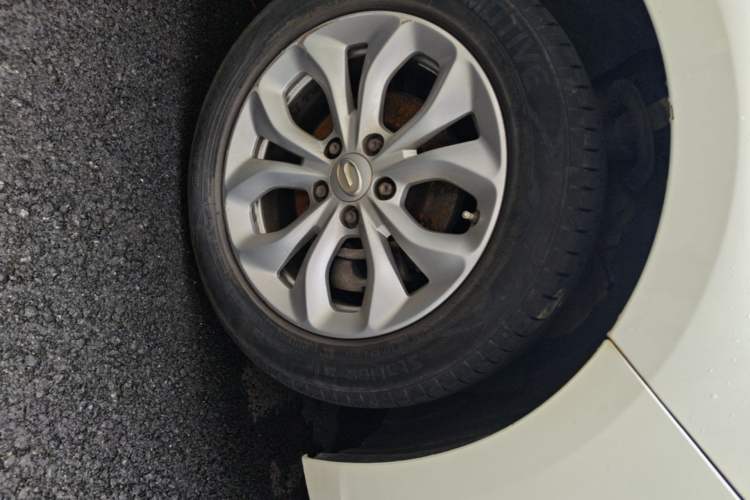 Used GAC Trumpchi GA4 2018 200T Automatic Luxury Edition Right Front Wheel Hub