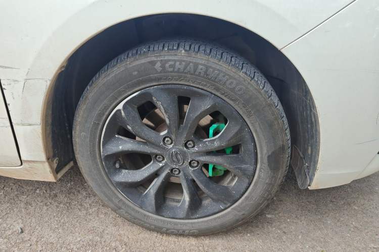 Used GAC Trumpchi GA4 2018 200T Automatic Luxury Edition Right Front Wheel Hub