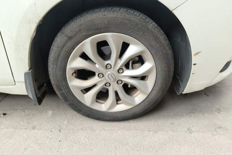 Used GAC Trumpchi GA4 2018 150N Manual Luxury Edition Right Front Wheel Hub