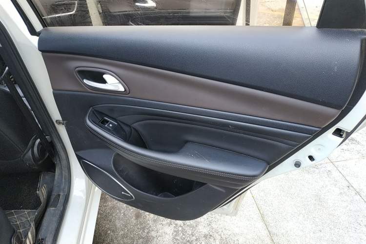 Used GAC Trumpchi GA4 2018 200T Manual Luxury Edition Right Rear Door Interior