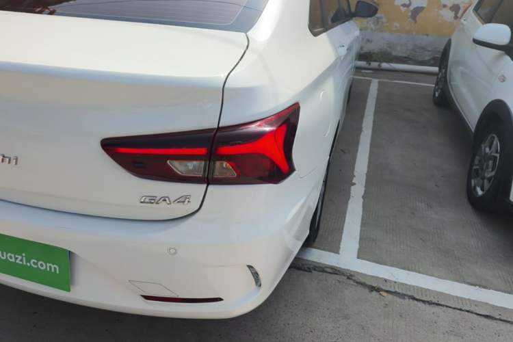 Used GAC Trumpchi GA4 2018 150N Automatic Luxury Edition Right Rear Taillight