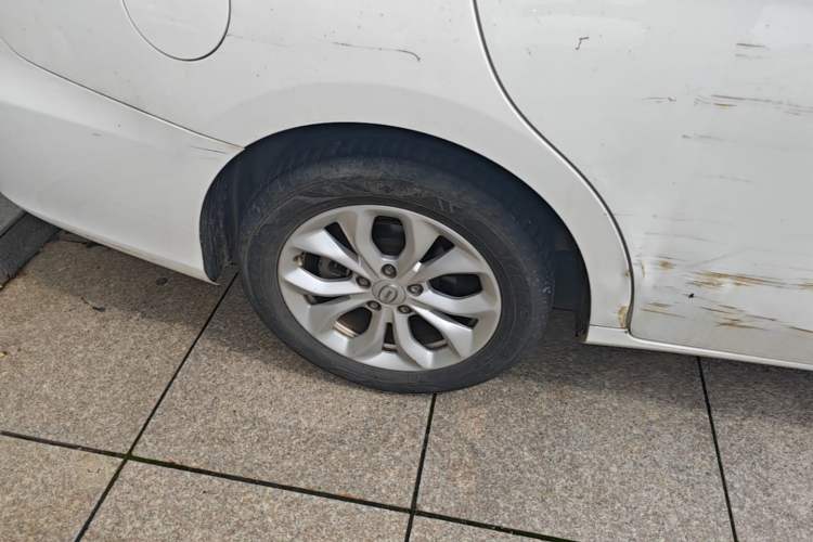 Used GAC Trumpchi GA4 2018 200T Automatic Luxury Edition Right Rear Wheel Hub