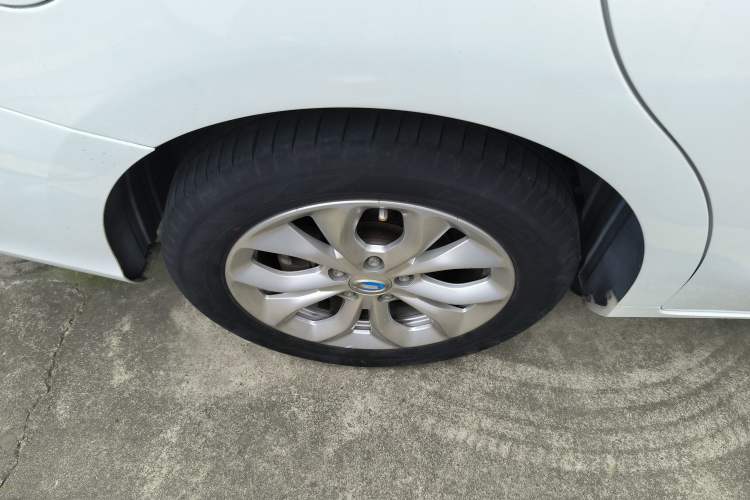 Used GAC Trumpchi GA4 2018 150N Manual Elite Edition Right Rear Wheel Hub