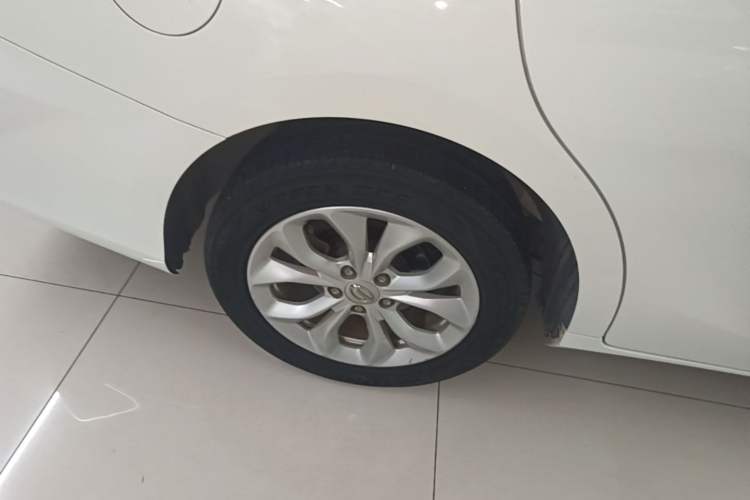 Used GAC Trumpchi GA4 2018 150N Automatic Luxury Edition Right Rear Wheel Hub