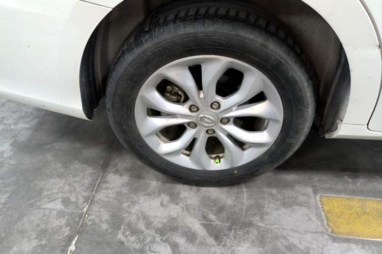 Used GAC Trumpchi GA4 2018 200T Automatic Luxury Edition Right Rear Wheel Hub