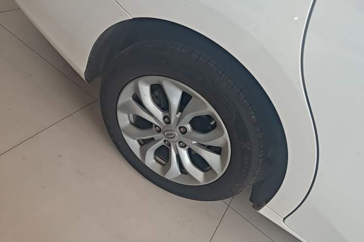 Used GAC Trumpchi GA4 2018 200T Automatic Luxury Edition Right Rear Wheel Hub
