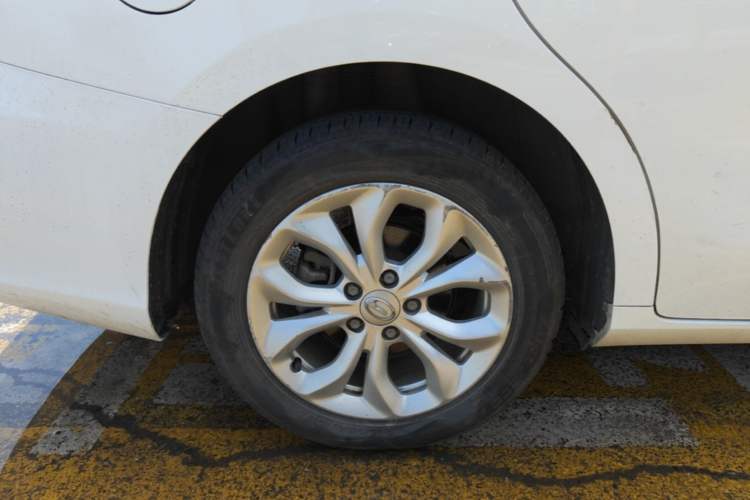 Used GAC Trumpchi GA4 2018 150N Automatic Luxury Edition Right Rear Wheel Hub