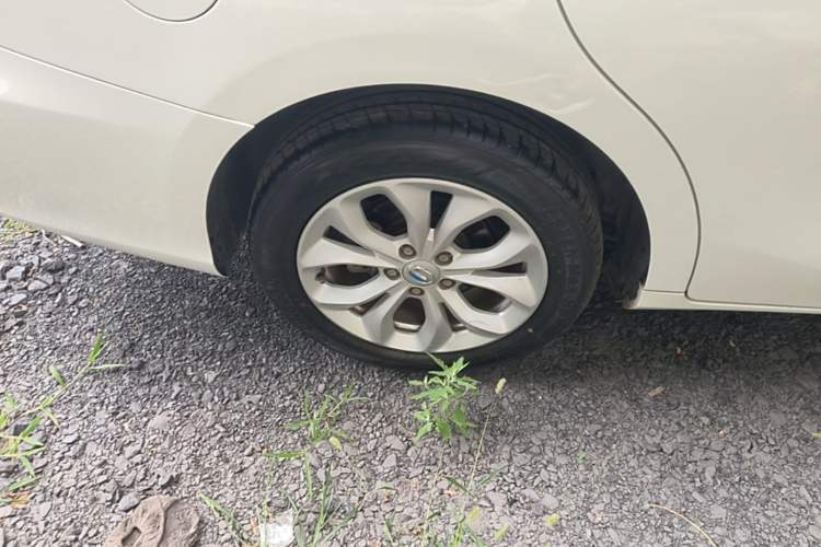Used GAC Trumpchi GA4 2018 150N Automatic Luxury Edition Right Rear Wheel Hub