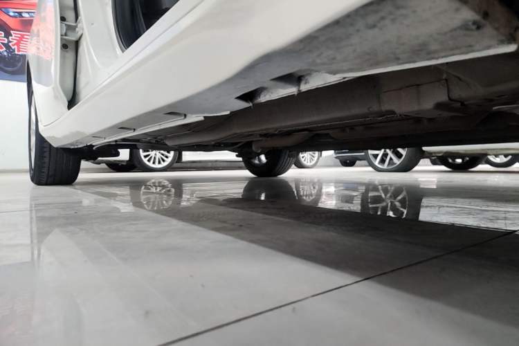 Used GAC Trumpchi GA4 2018 200T Manual Luxury Edition Right Side Sill