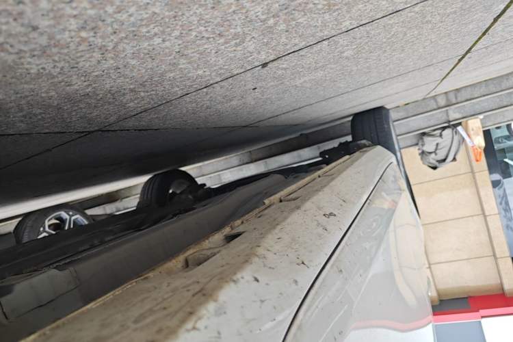Used GAC Trumpchi GA4 2018 200T Automatic Luxury Edition Right Side Sill