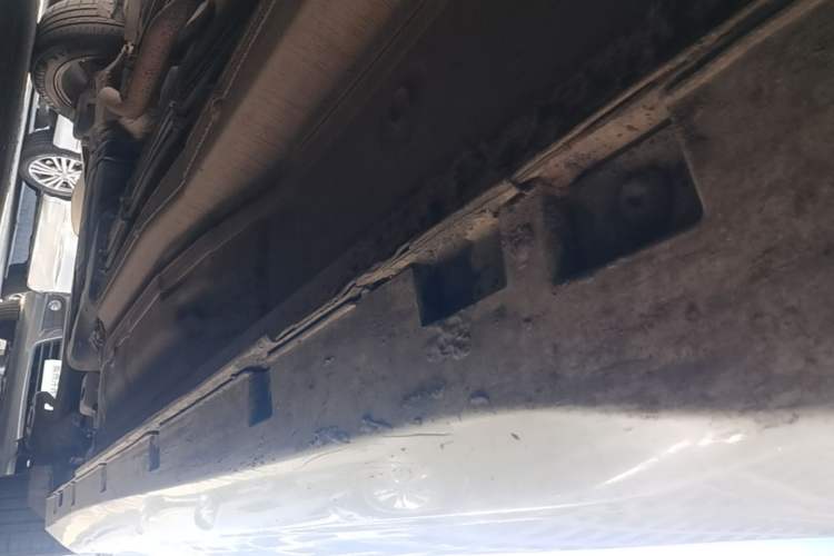 Used GAC Trumpchi GA4 2018 200T Automatic Luxury Edition Right Side Sill
