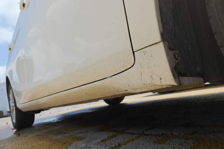 Used GAC Trumpchi GA4 2018 150N Automatic Luxury Edition Right Side Sill
