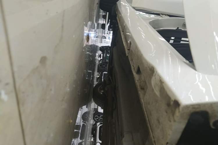 Used GAC Trumpchi GA4 2018 150N Automatic Luxury Edition Right Side Sill