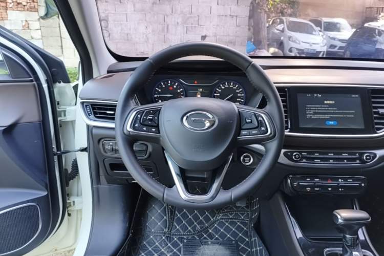Used GAC Trumpchi GA4 2018 150N Automatic Luxury Edition Steering Wheel