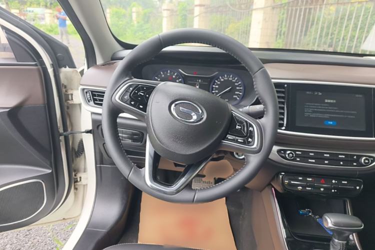 Used GAC Trumpchi GA4 2018 150N Automatic Luxury Edition Steering Wheel