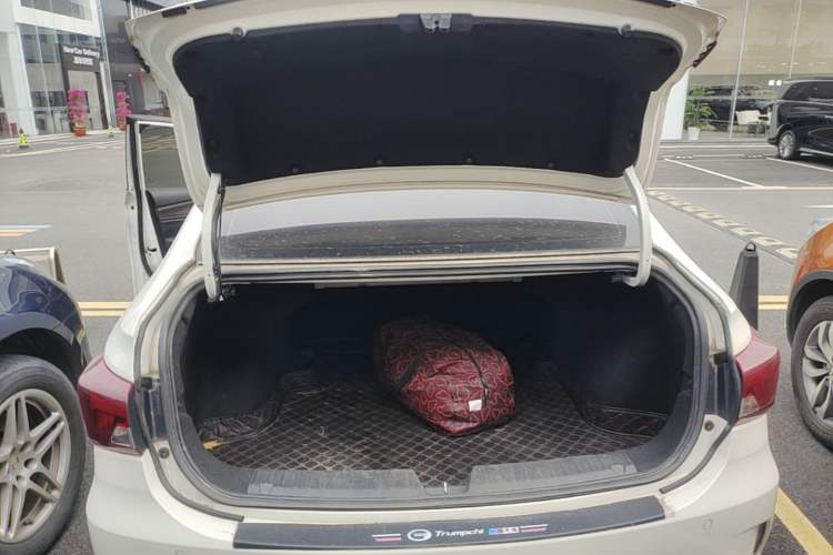 Used GAC Trumpchi GA4 2018 200T Automatic Luxury Edition Trunk