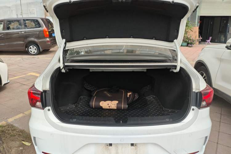 Used GAC Trumpchi GA4 2018 200T Automatic Luxury Edition Trunk