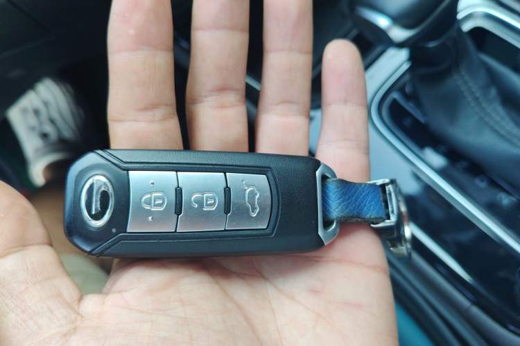 Used GAC Trumpchi GA4 2018 150N Automatic Luxury Edition Vehicle Key